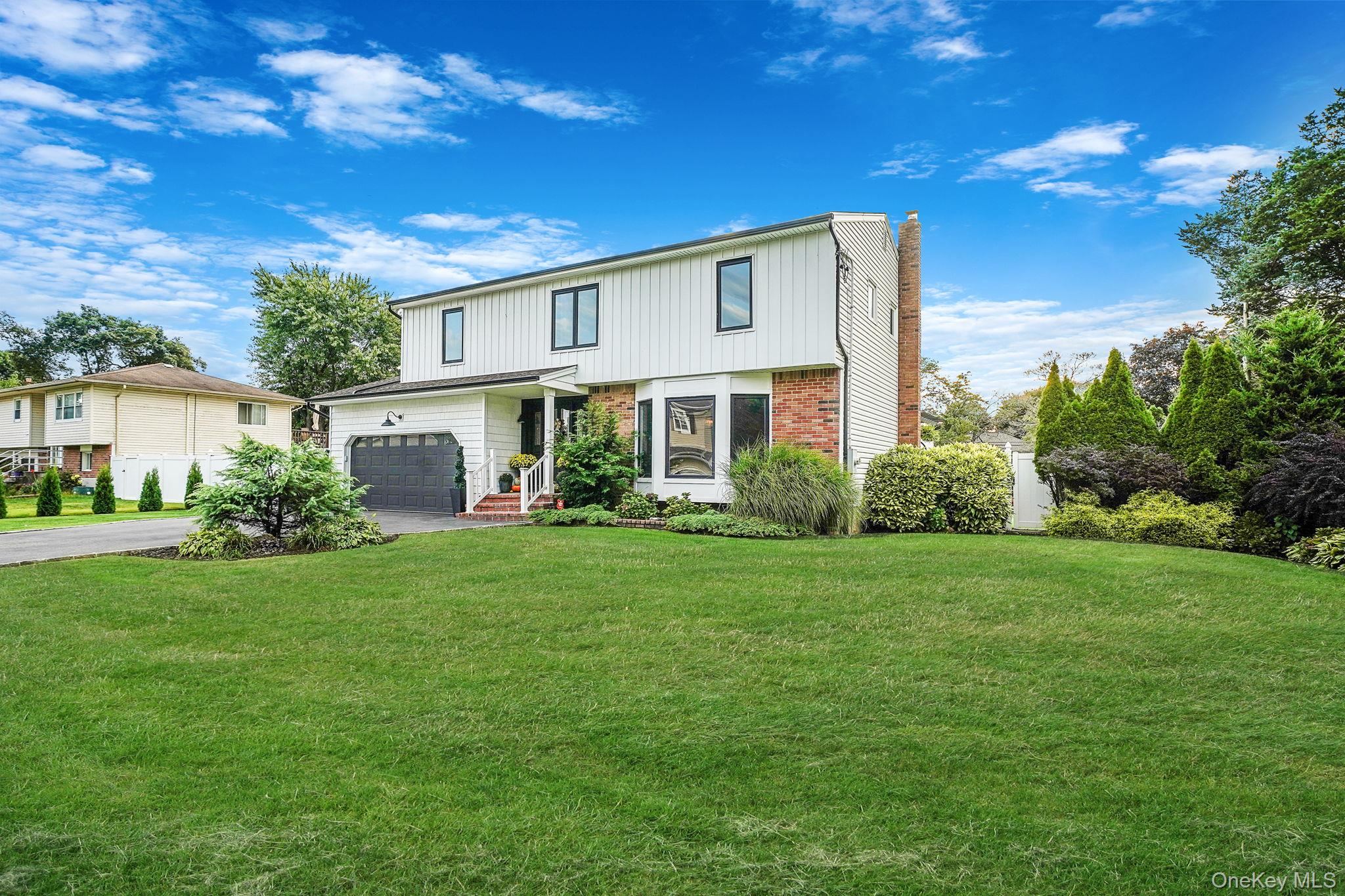 #2 photo, 11 Susan Court, Deer Park , NY 11729