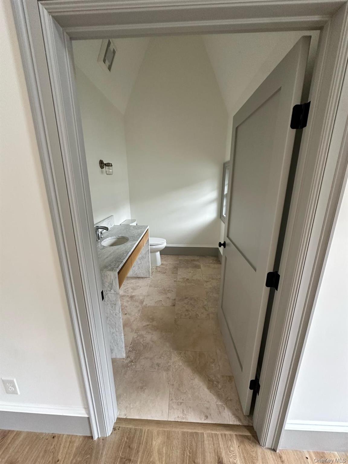 #7 photo, 194 NY 17, Tuxedo Park , NY 10987