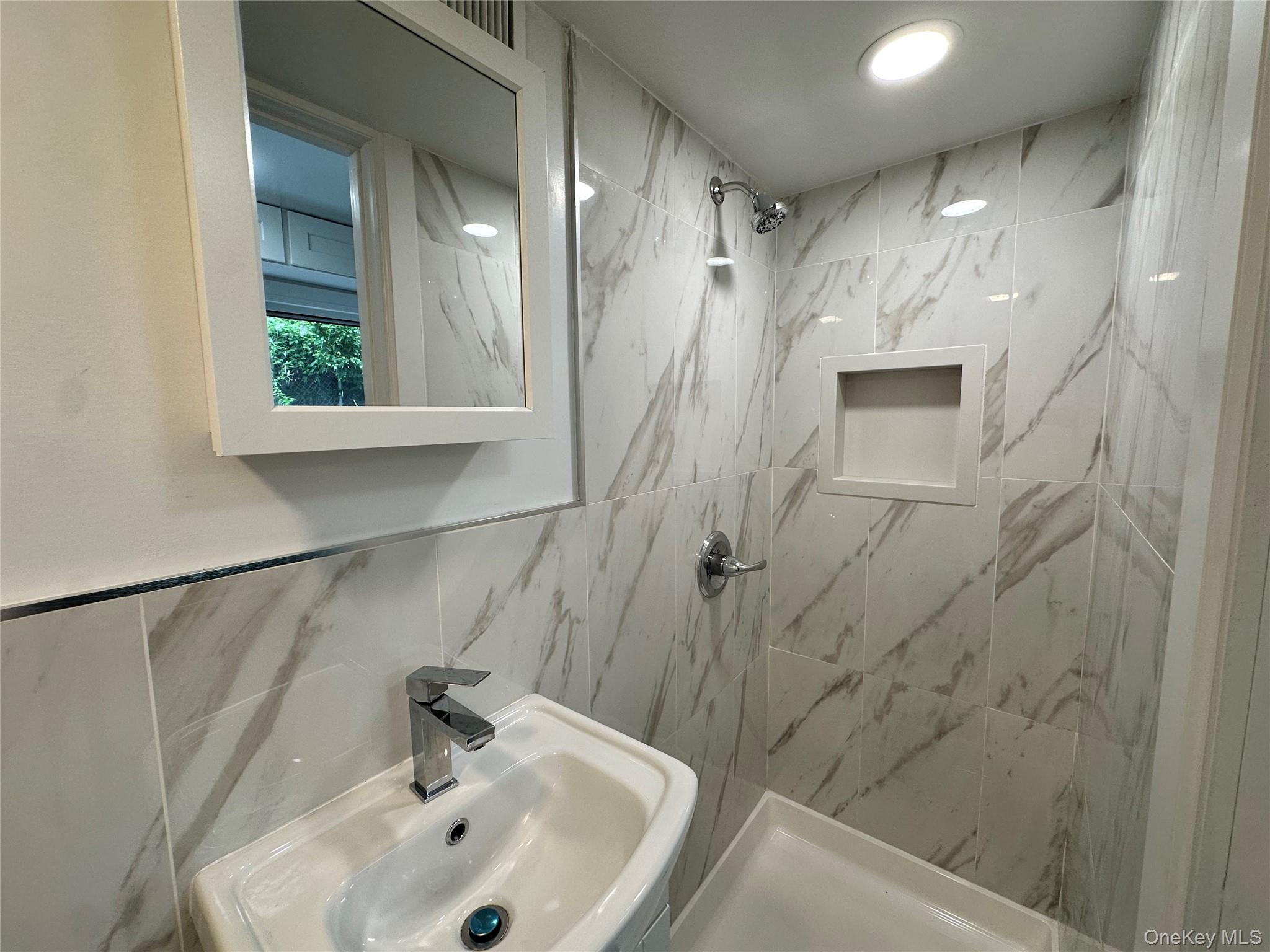 #4 photo, 216 First Street, Yonkers , NY 10704