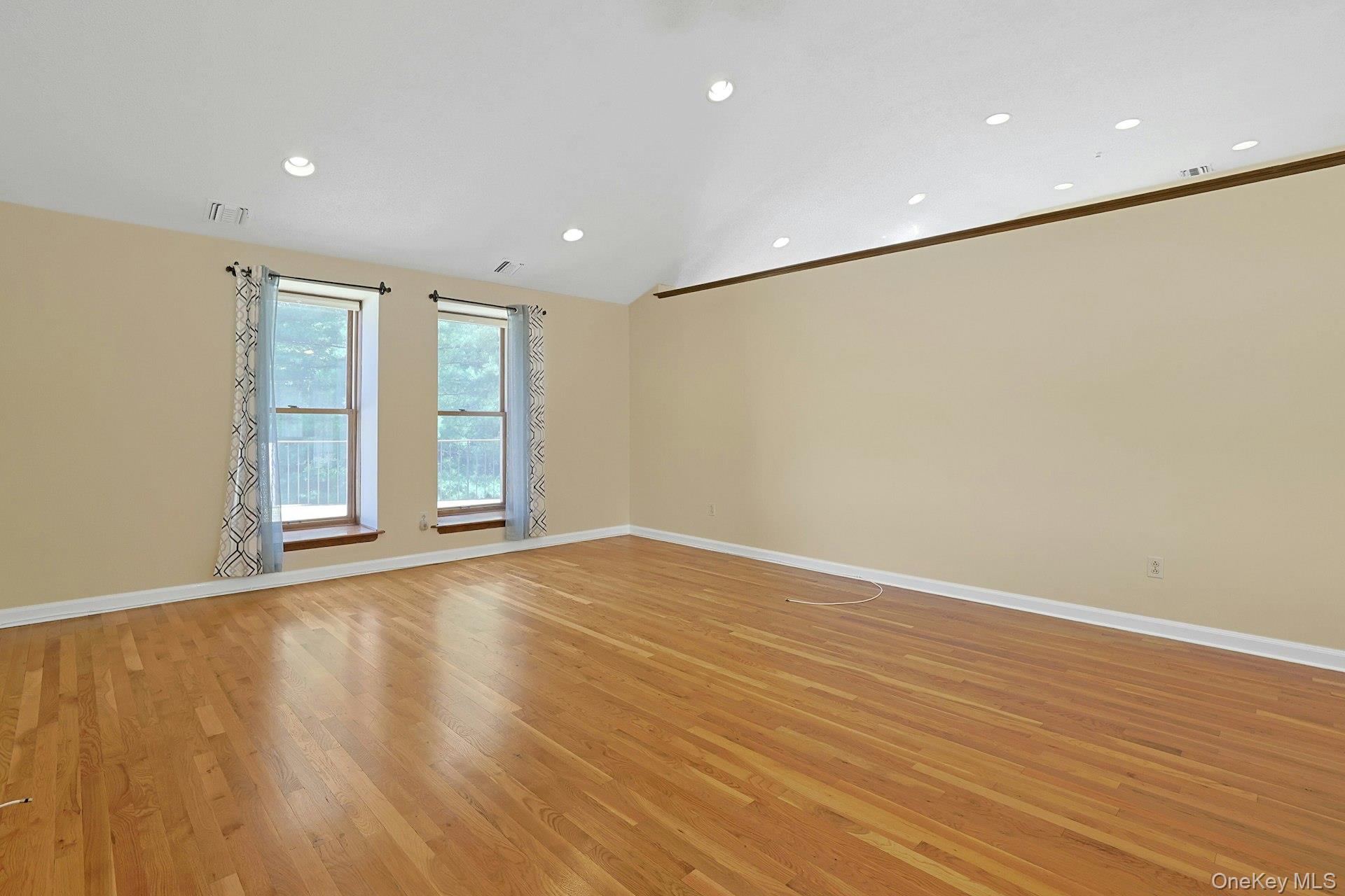 #7 photo, 99 New Hempstead Road, New City , NY 10956