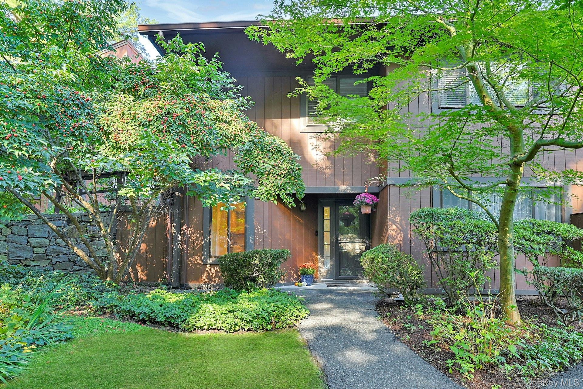 #1 photo, 497 Martling Avenue, Tarrytown , NY 10591