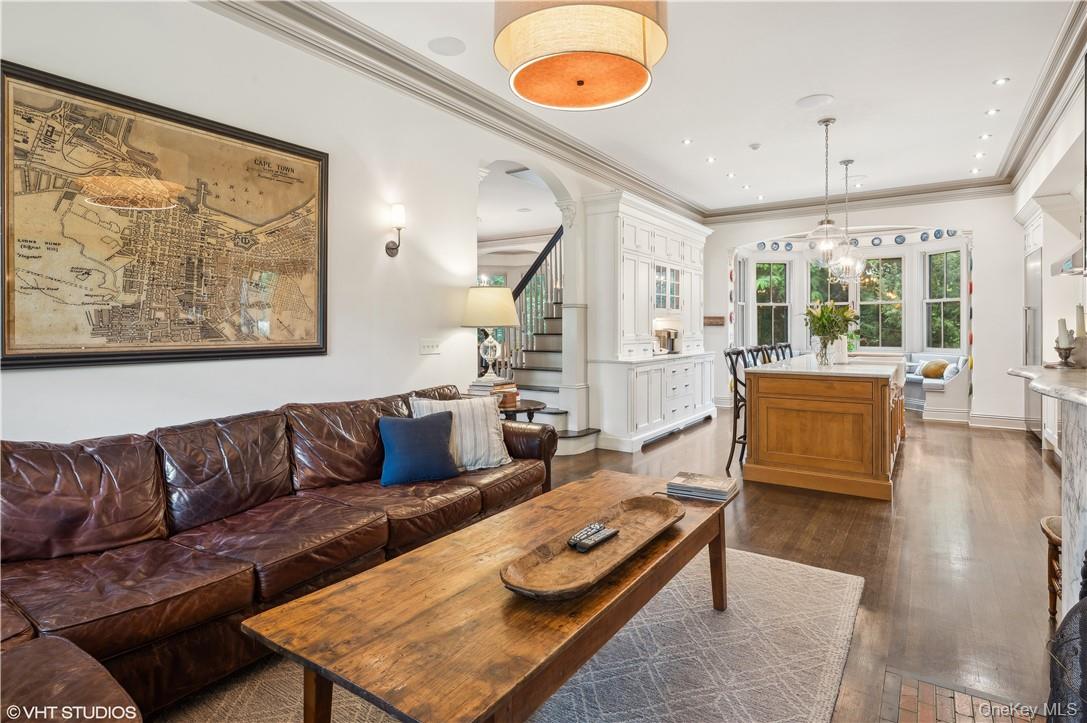 #9 photo, 216 Melbourne Avenue, Mamaroneck , NY 10543