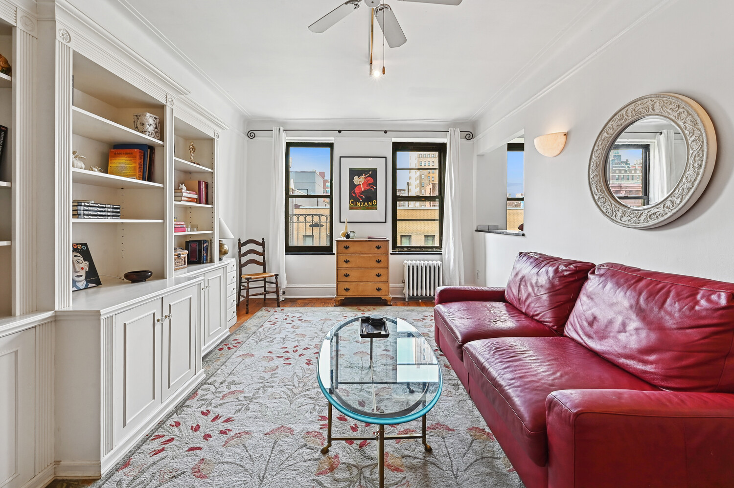 #1 photo, 253 W 16TH Street, Chelsea , NY 10011