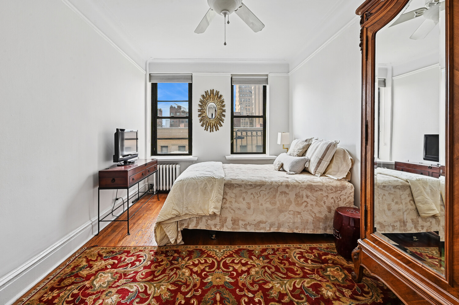 #4 photo, 253 W 16TH Street, Chelsea , NY 10011