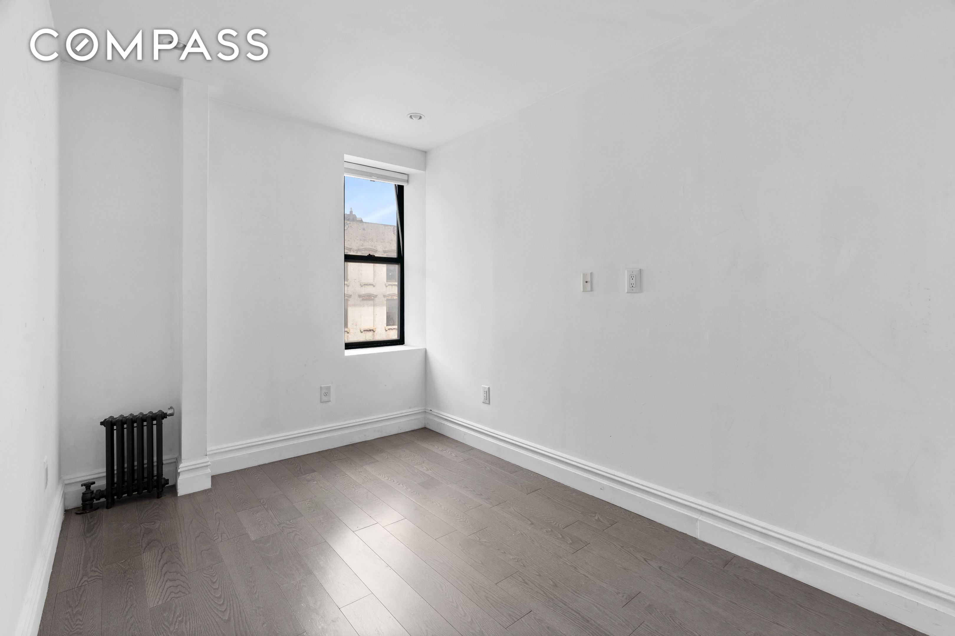 #10 photo, New York City, East Village , NY 10009