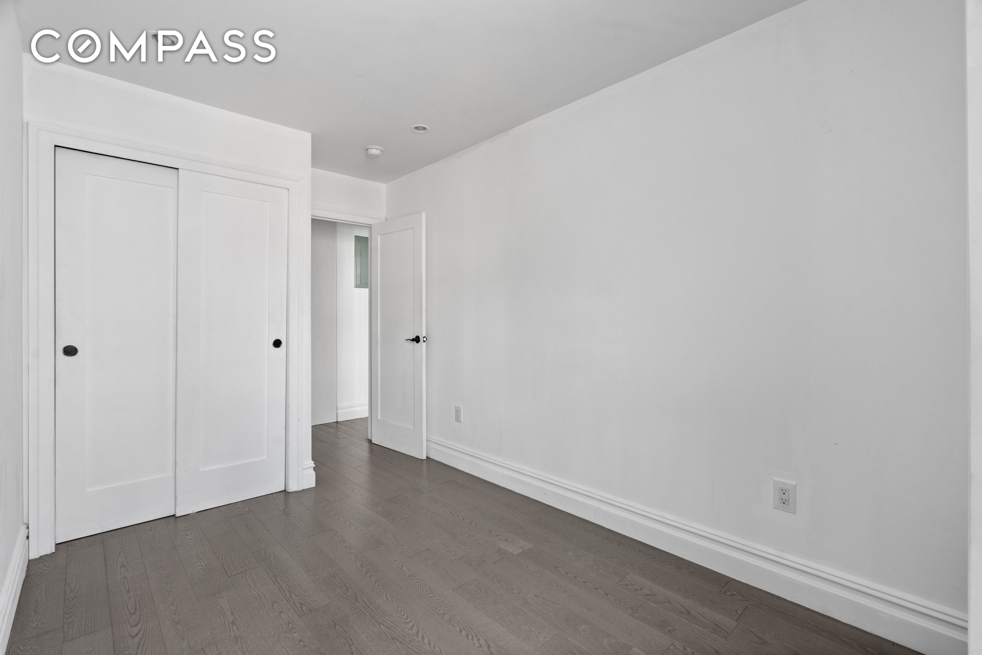 #11 photo, New York City, East Village , NY 10009