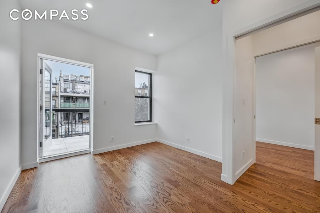 #15 photo, Brooklyn, Columbia Street Waterfront , NY 11231