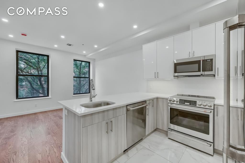 #5 photo, Brooklyn, Columbia Street Waterfront , NY 11231