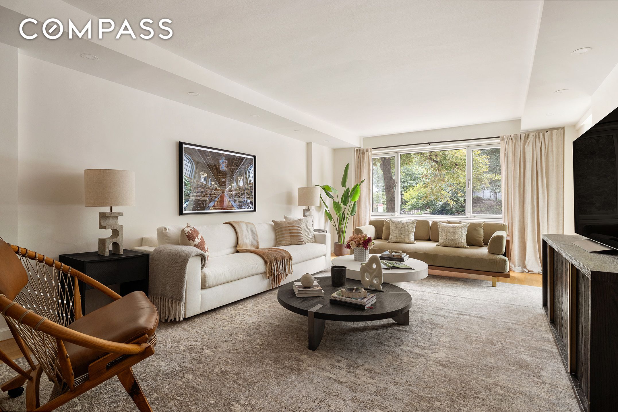 #1 photo, 180 E End Avenue, मैनहटन Upper East Side , NY 10128