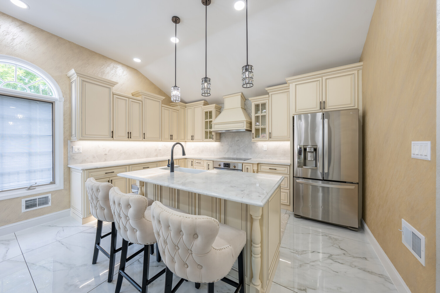 #1 photo, 95 STATION Avenue, New York City , NY 10309