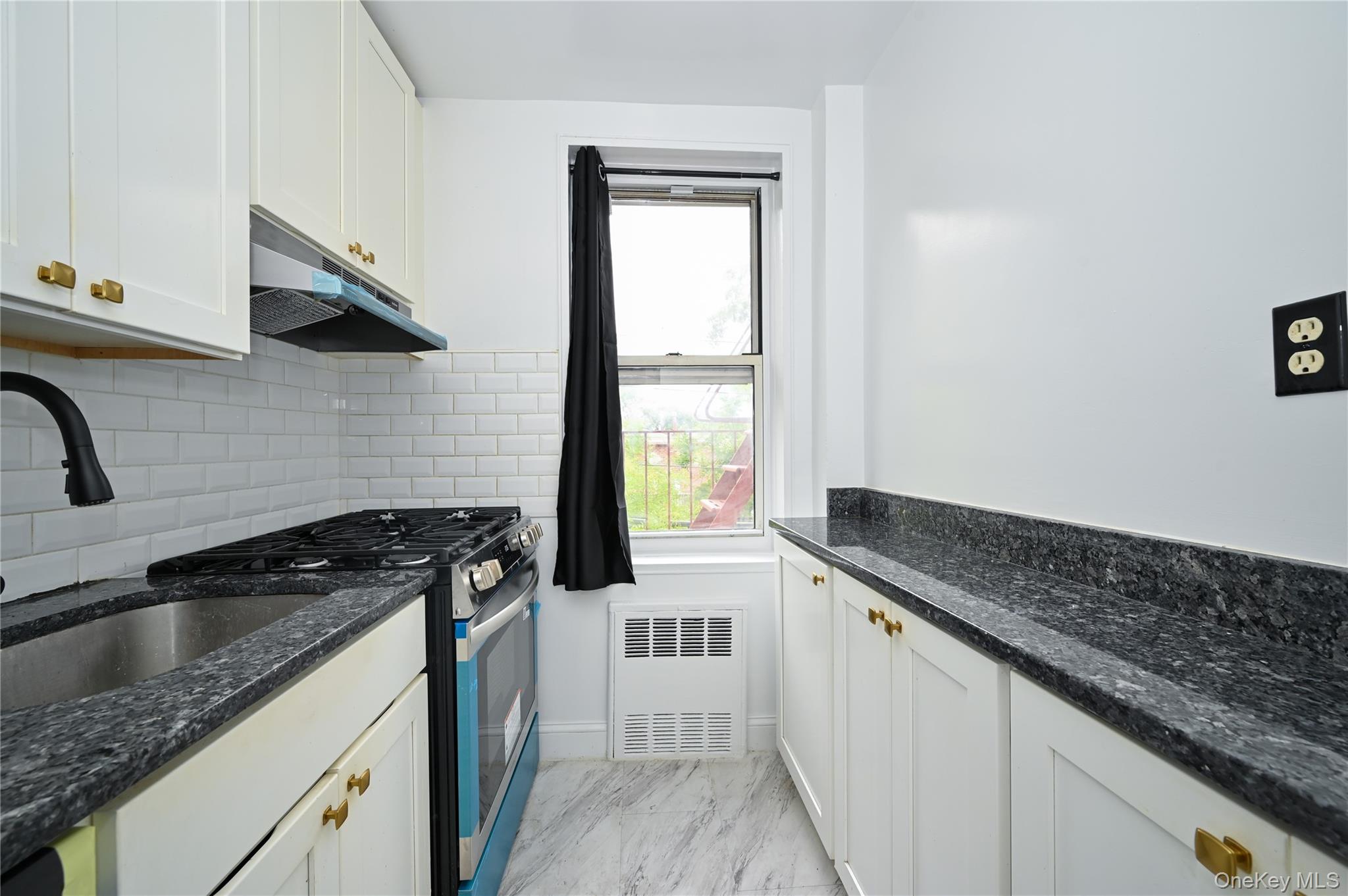 #5 photo, 222-89 Braddock Avenue, クイーンズ区 Bellerose , NY 11428