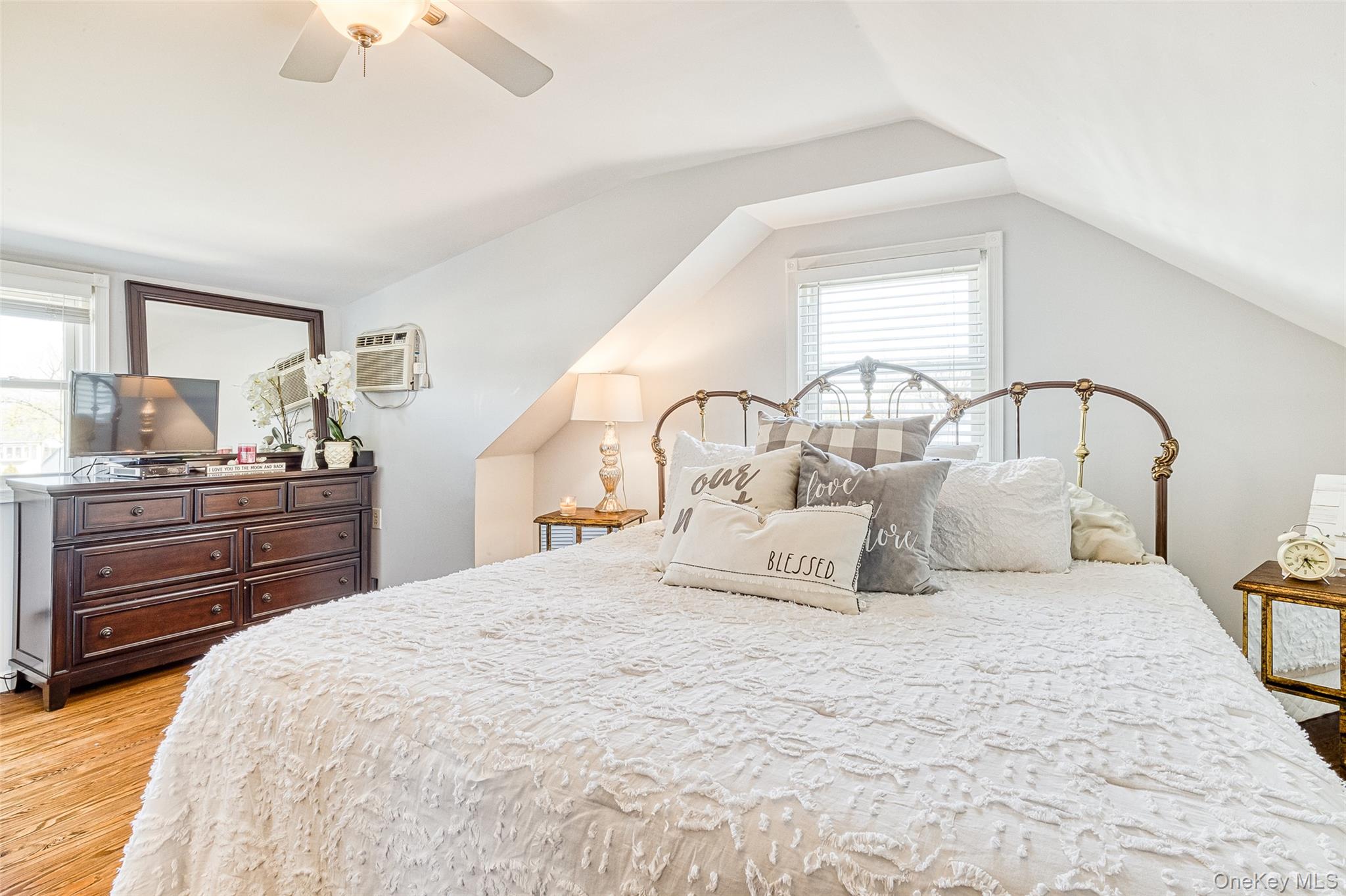 #19 photo, 210 11th Street, West Babylon , NY 11704