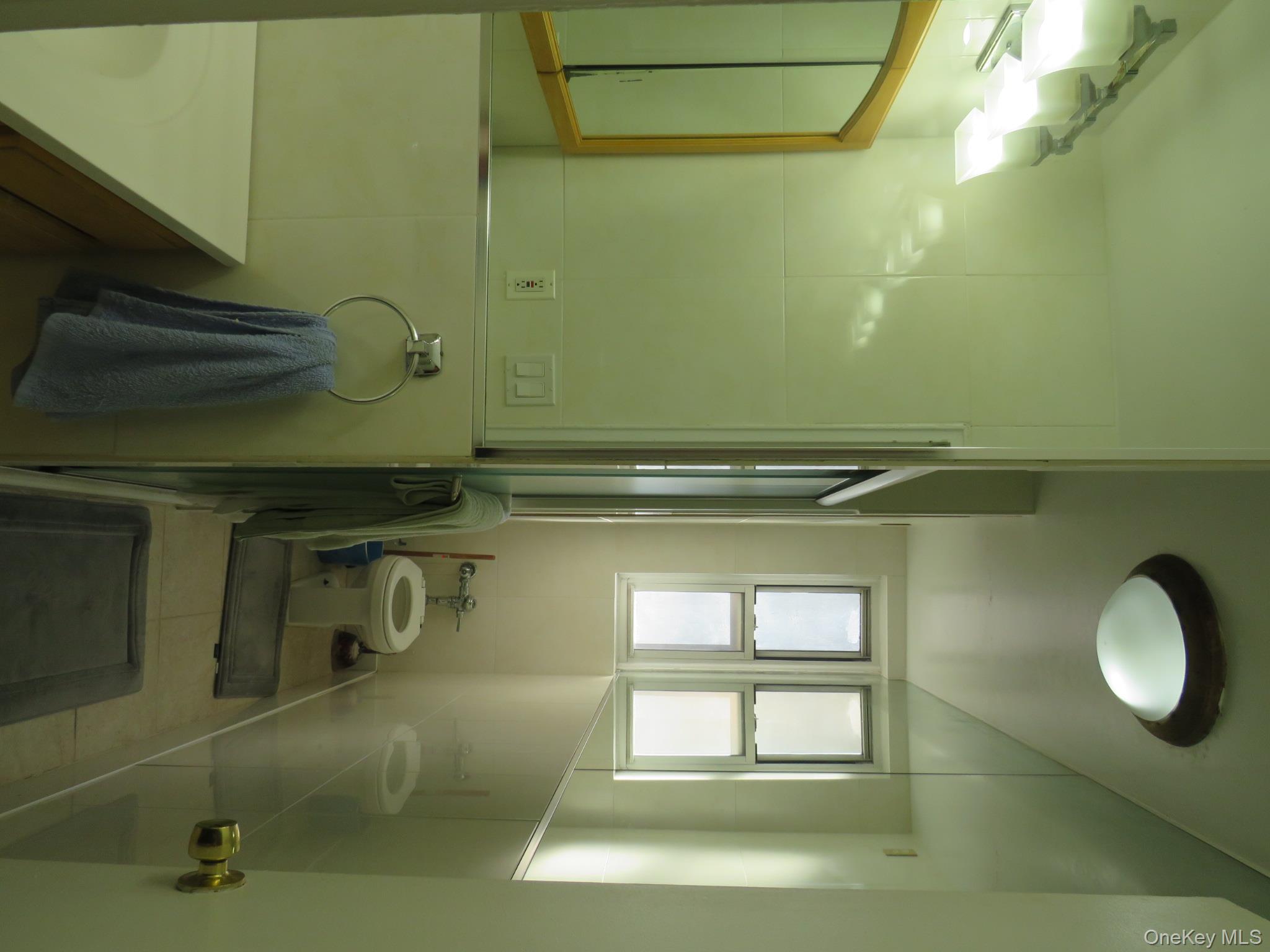 #10 photo, 7445 YELLOWSTONE BLVD, クイーンズ区 Rego Park , NY 11374