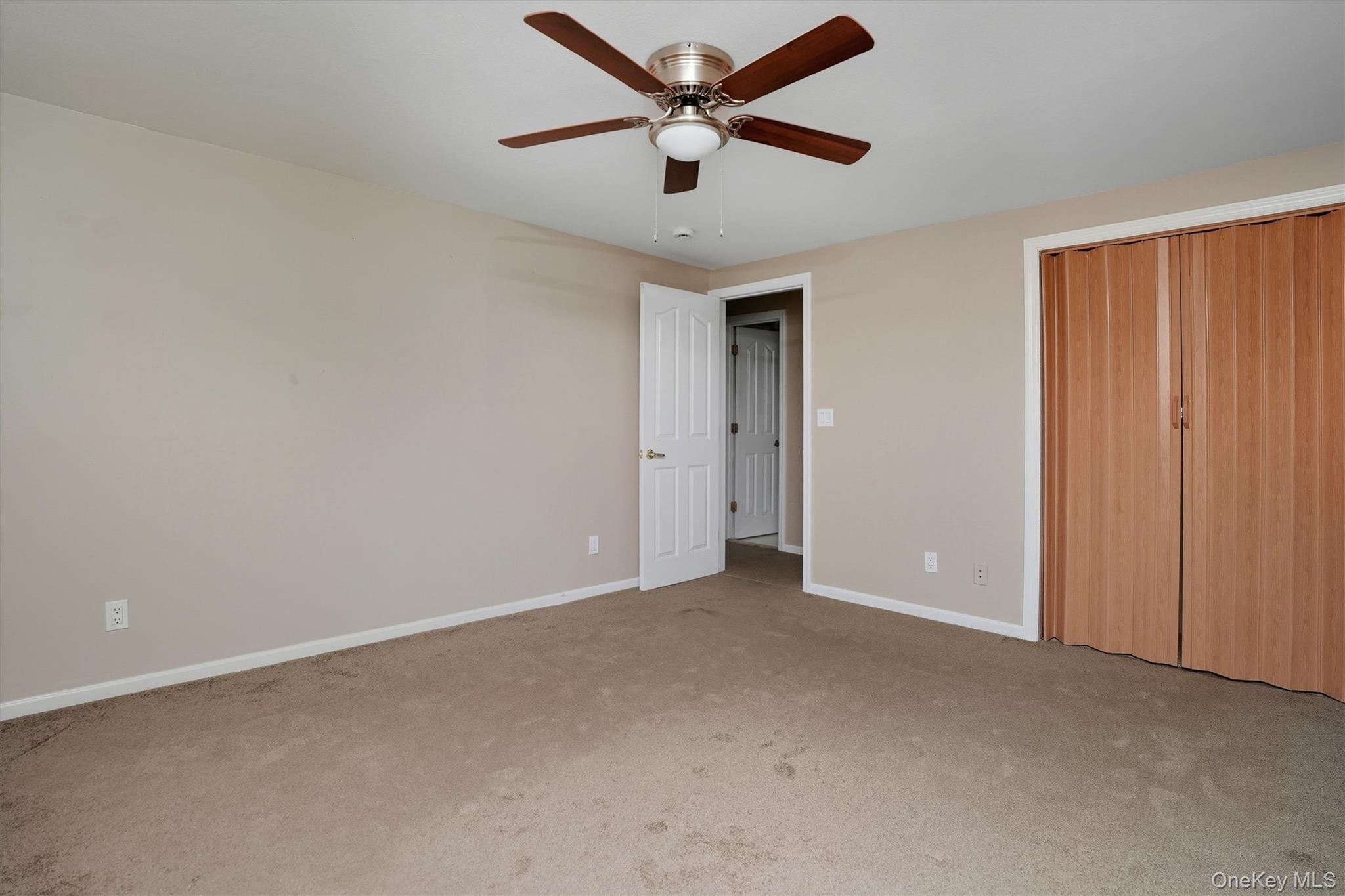 #11 photo, 68 Westwood Avenue, Deer Park , NY 11729