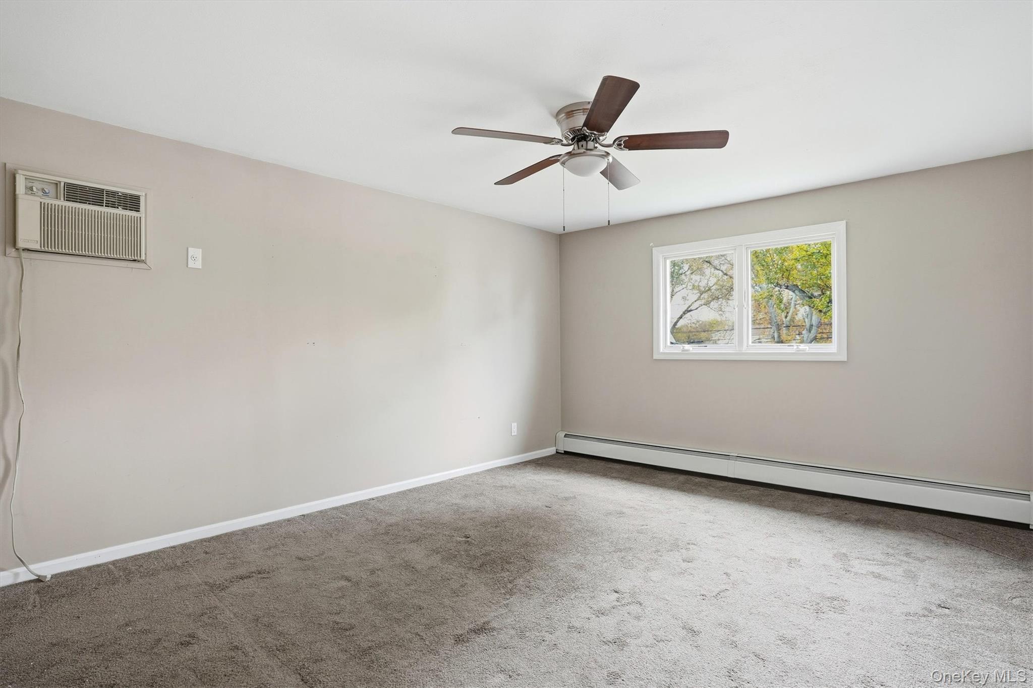 #7 photo, 68 Westwood Avenue, Deer Park , NY 11729