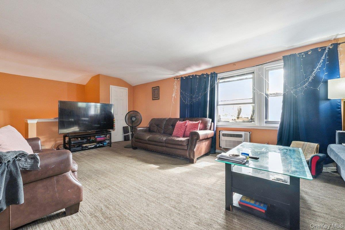 #18 photo, 8948 Pontiac Street, كوينز Jamaica , NY 11427