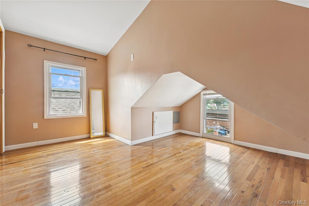 #8 photo, 87-47 139th Street, クイーンズ区 Jamaica , NY 11435