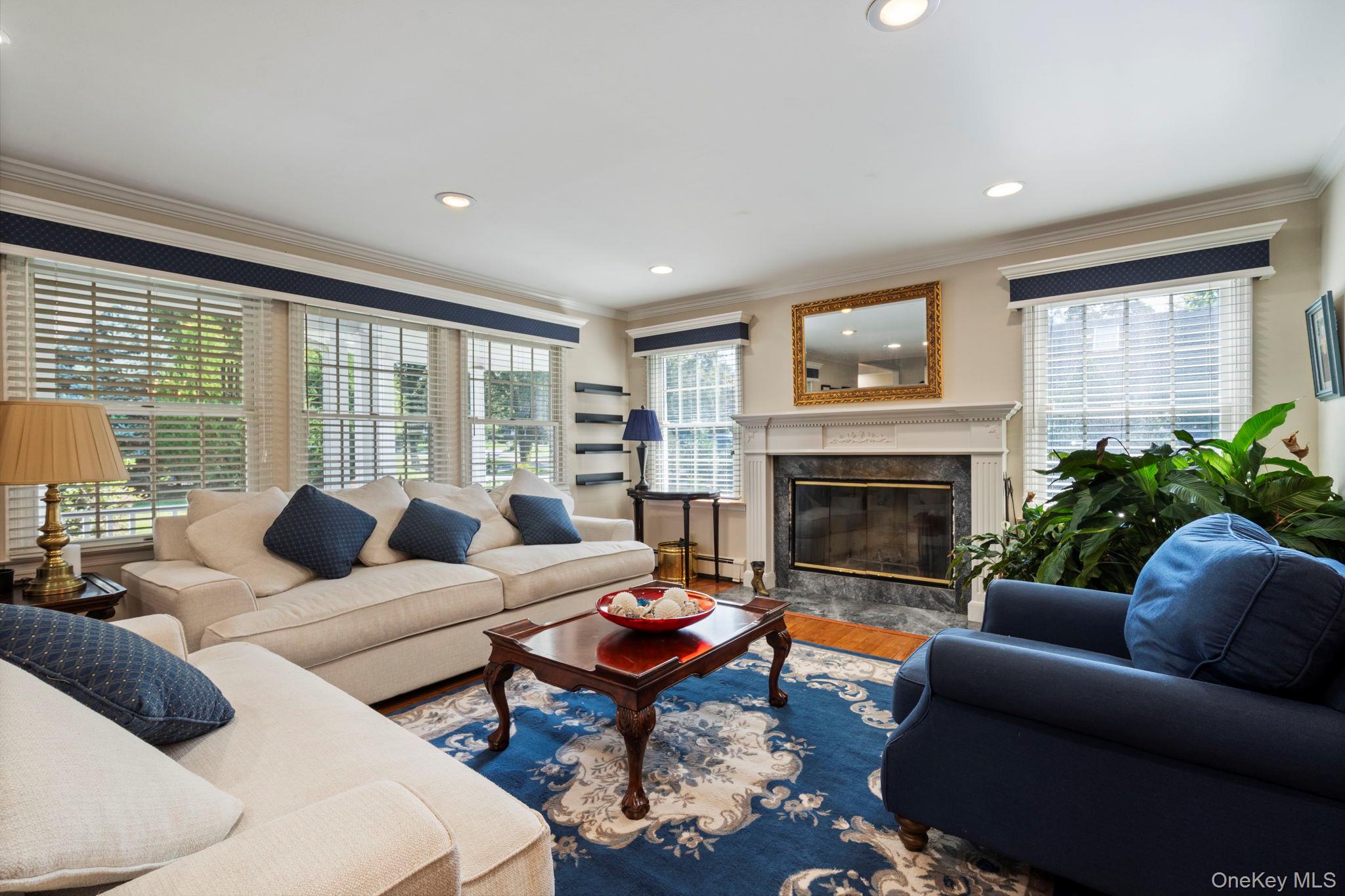 #19 photo, 6 Daniel Way, Setauket , NY 11733