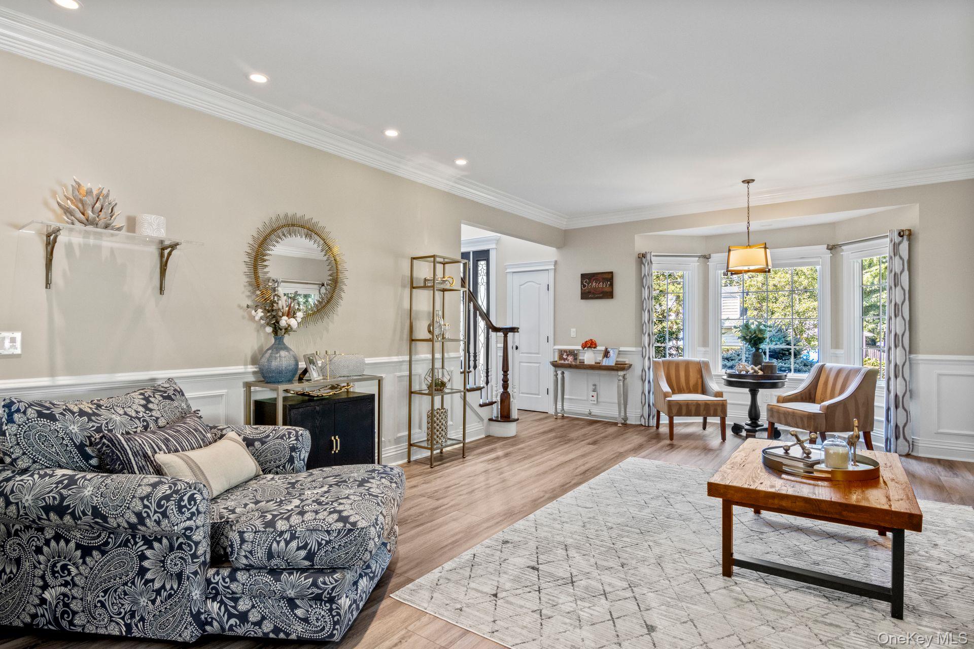 #5 photo, 87 Mayfair Road, Nesconset , NY 11767