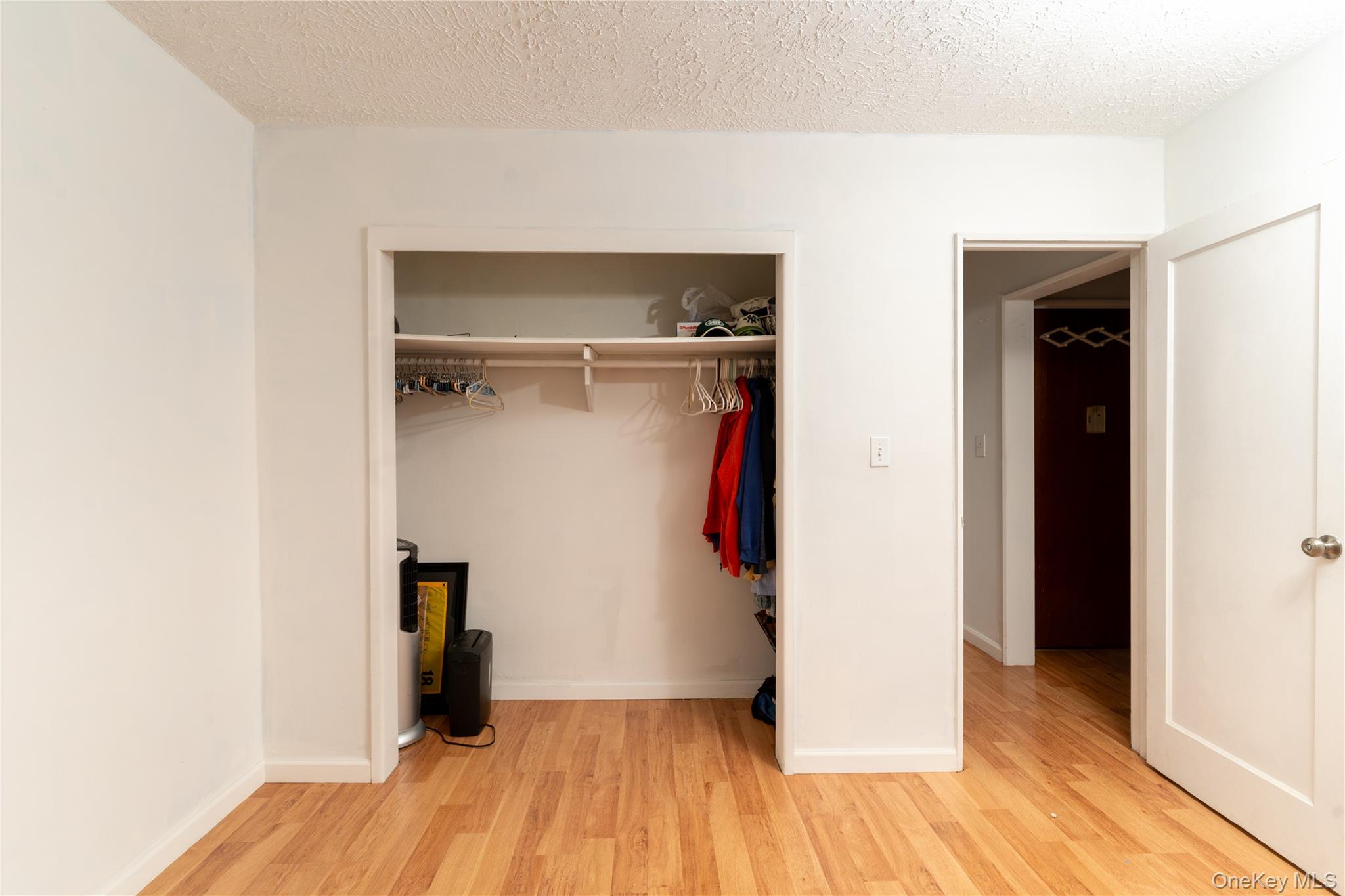 #11 photo, 61-15 251 Street, Little Neck , NY 11362