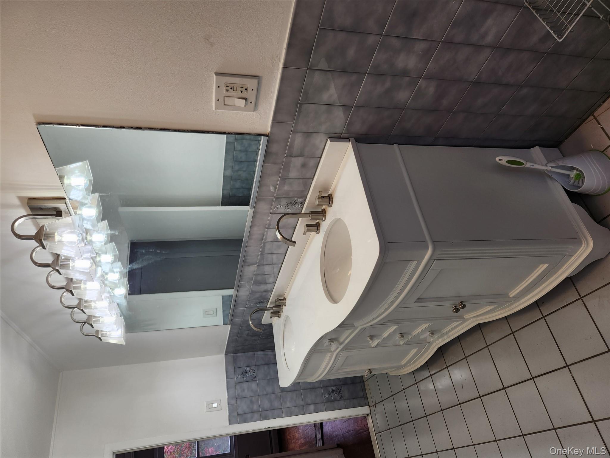 #12 photo, 4 Norman Drive, Shoreham , NY 11786