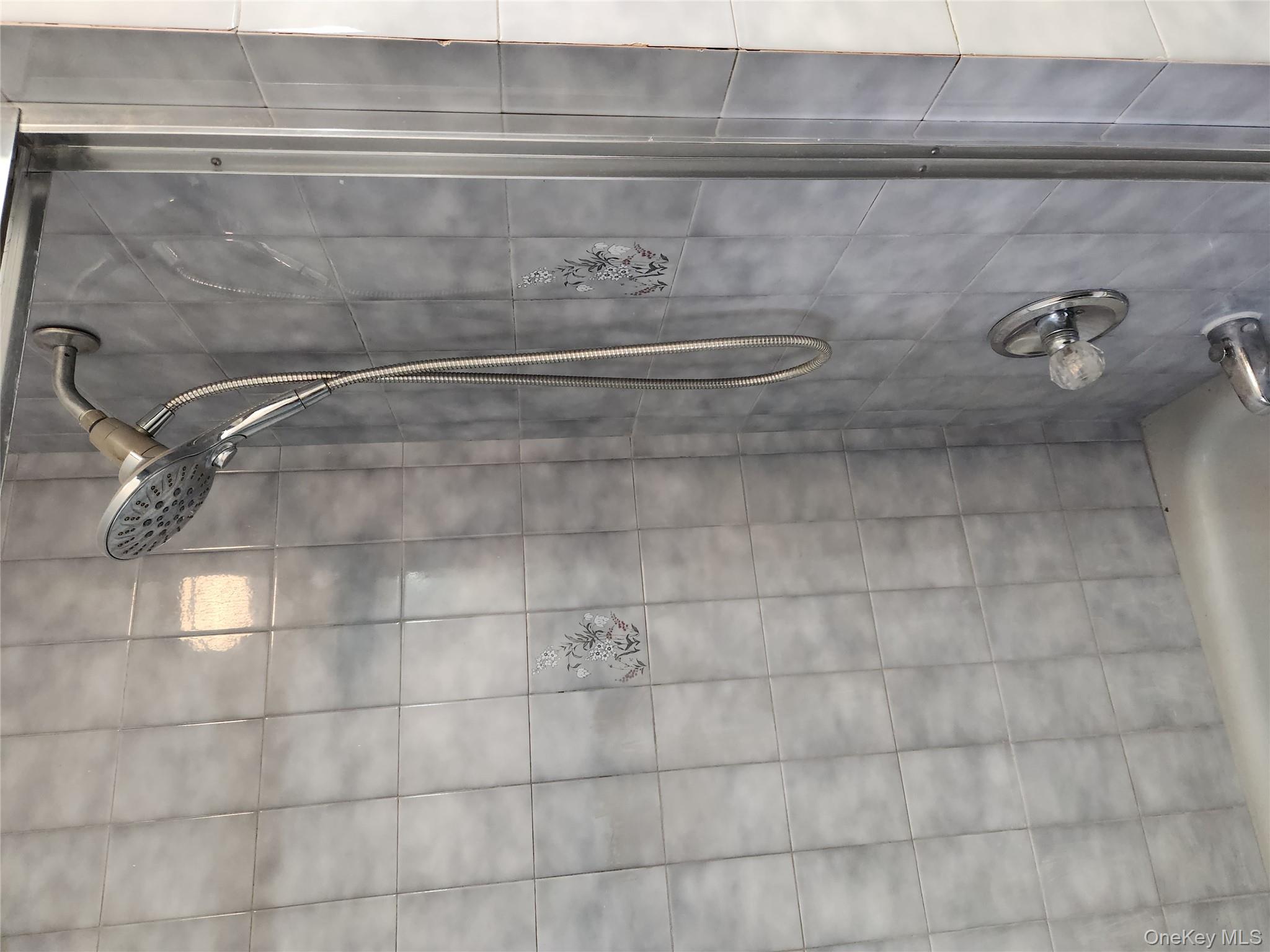 #13 photo, 4 Norman Drive, Shoreham , NY 11786