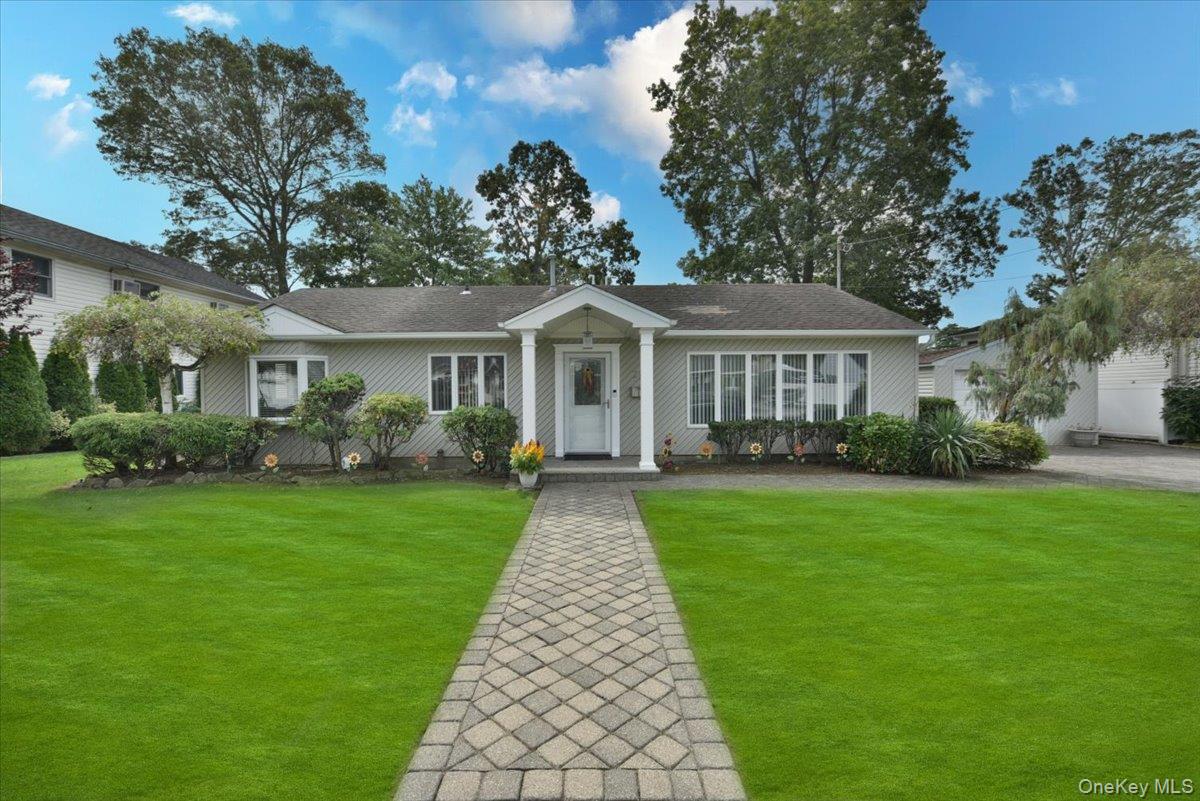 #2 photo, 72 Koehl Street, Massapequa Park , NY 11762