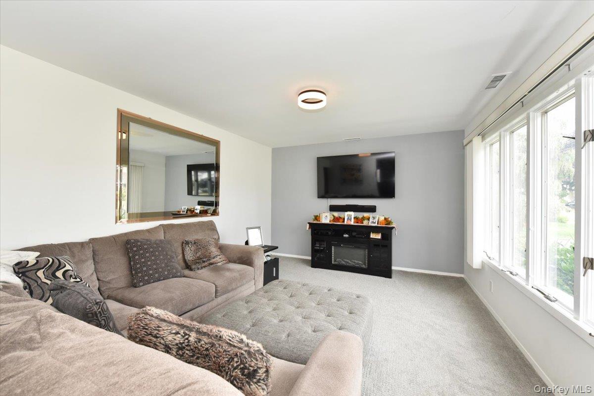 #8 photo, 72 Koehl Street, Massapequa Park , NY 11762