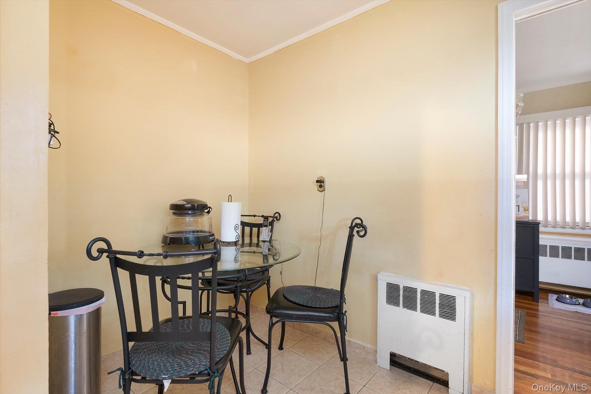 #9 photo, 472 Emerson Street, Uniondale , NY 11553