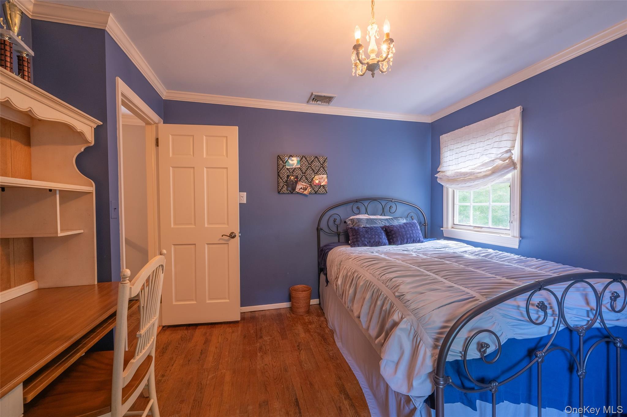 #20 photo, 17 John Daves Lane, Huntington , NY 11743