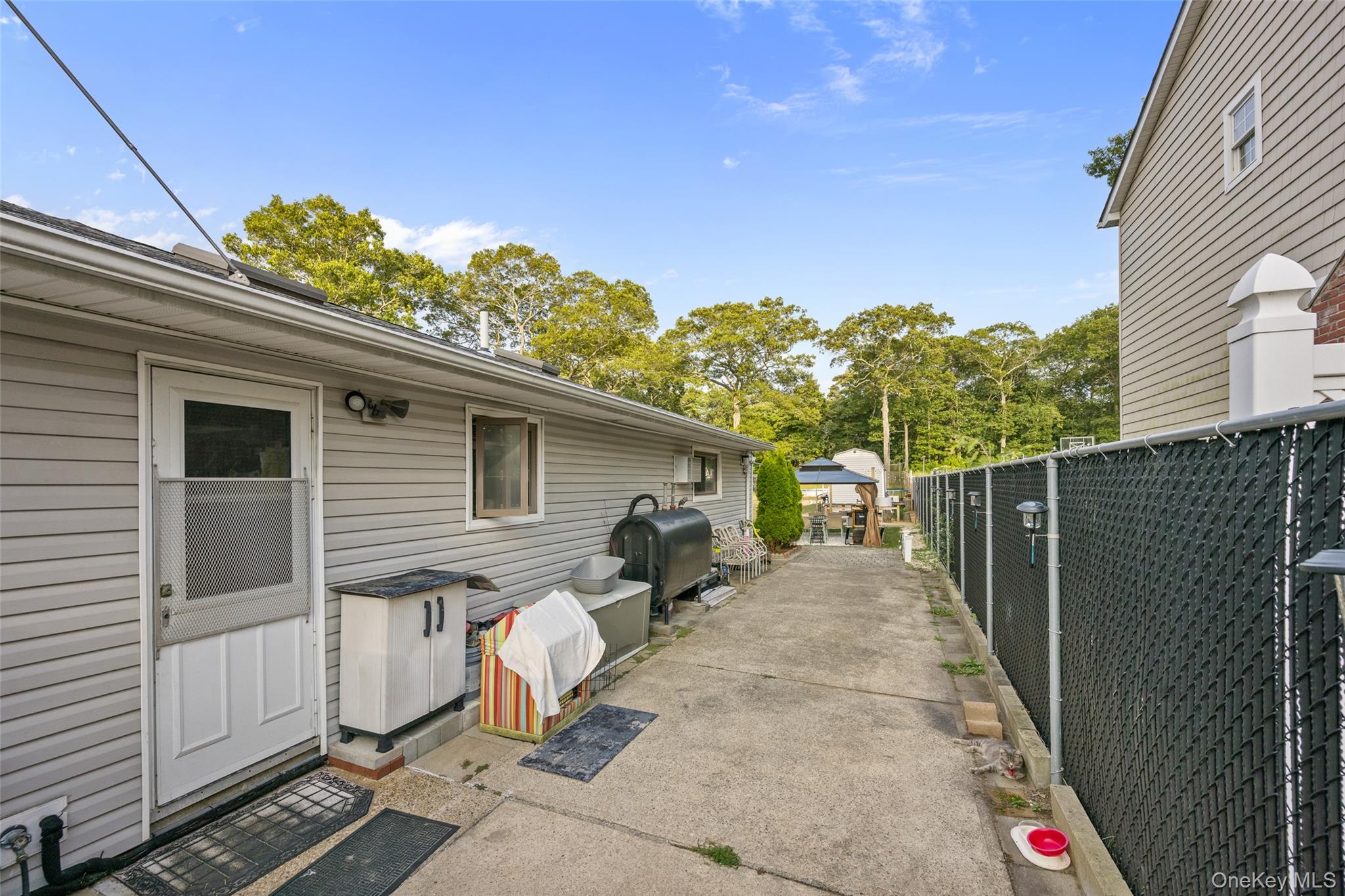 #17 photo, 87 Biltmore Drive, サフォーク郡 Mastic Beach , NY 11951