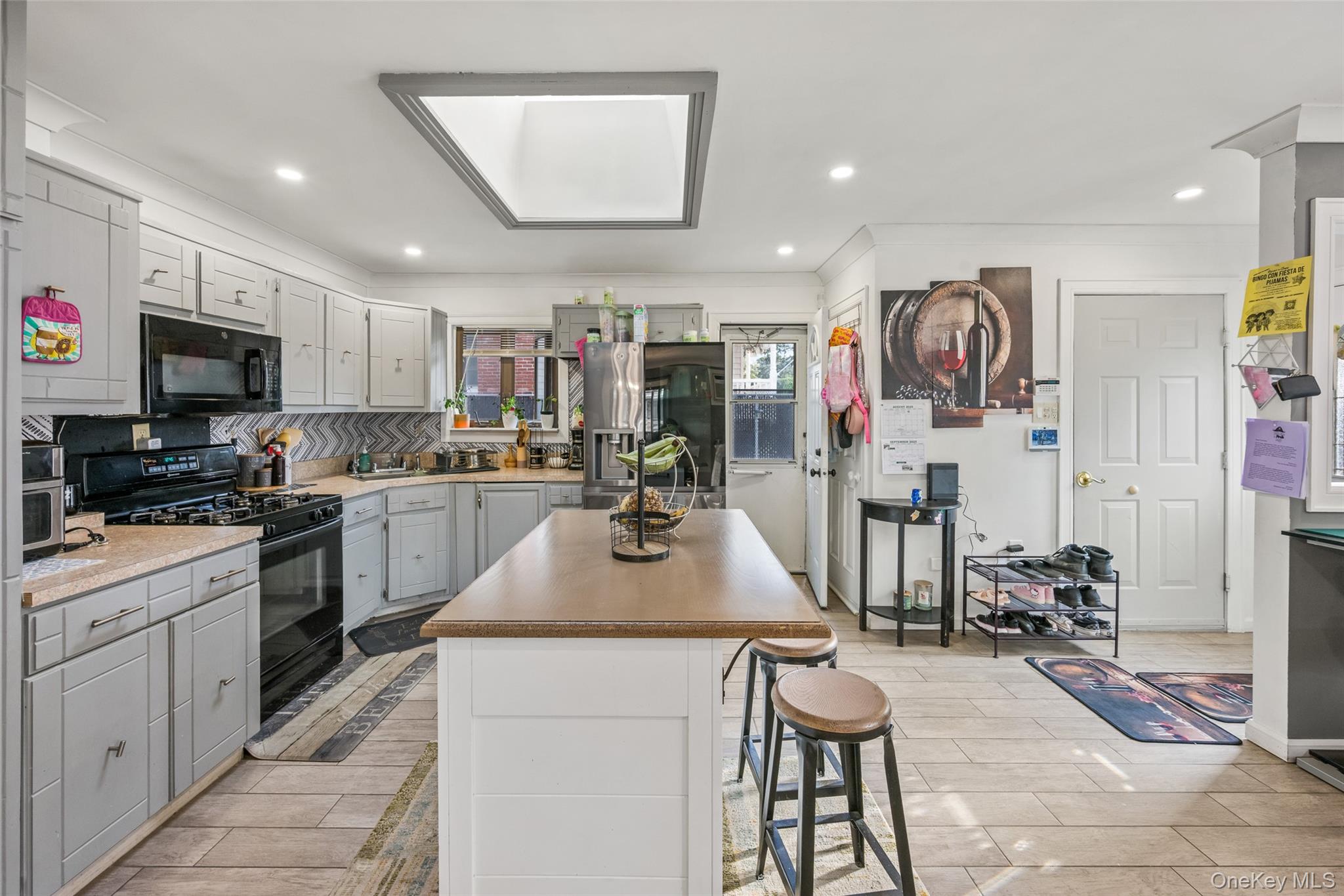 #5 photo, 87 Biltmore Drive, サフォーク郡 Mastic Beach , NY 11951