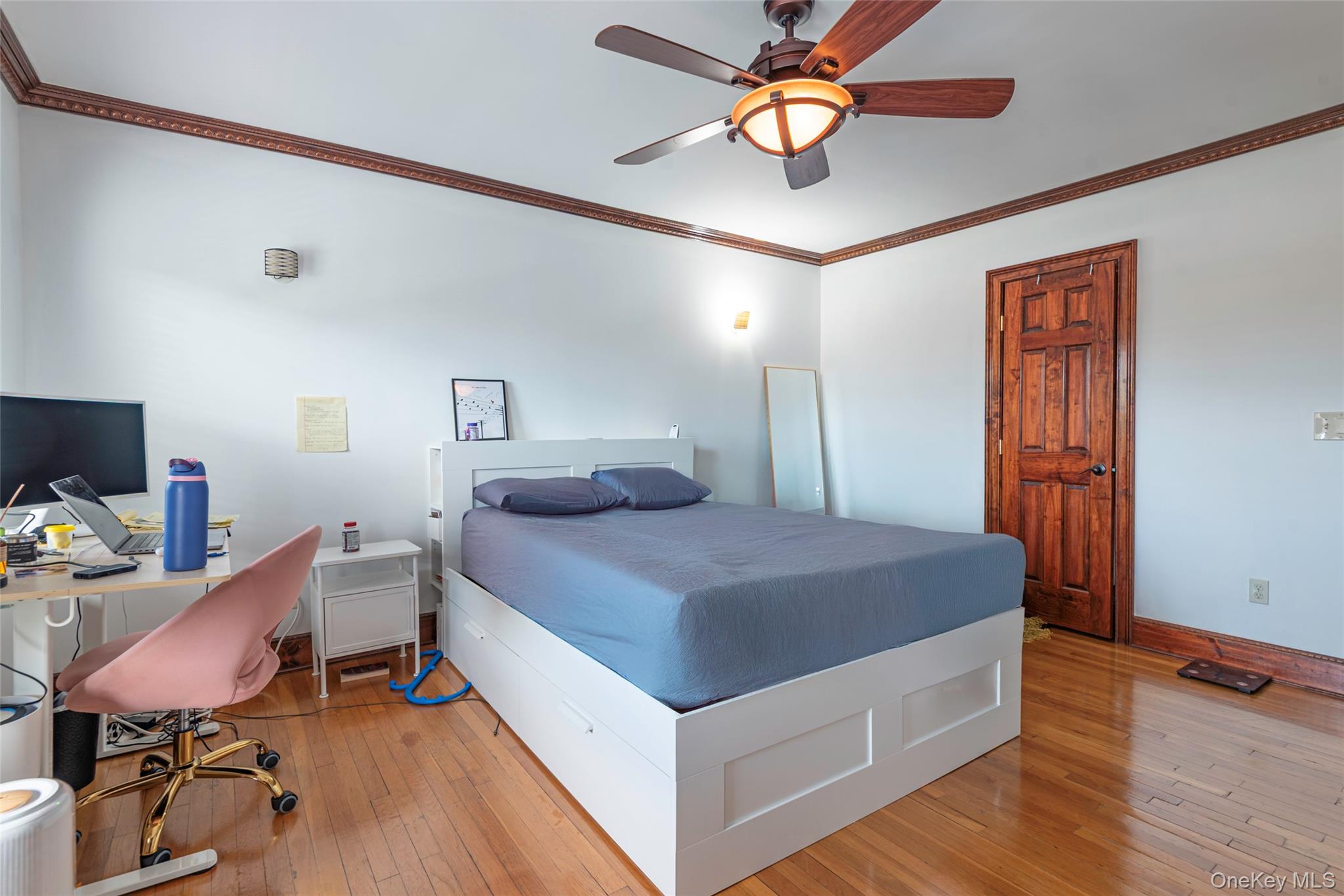 #12 photo, 3361 29th Street, Astoria , NY 11106