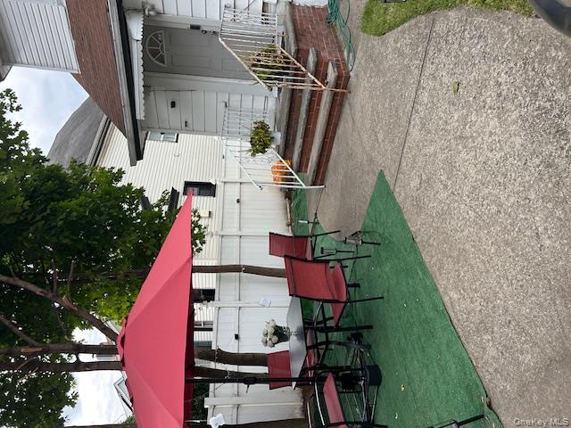 #12 photo, 204-20 104th Avenue, Saint Albans , NY 11412