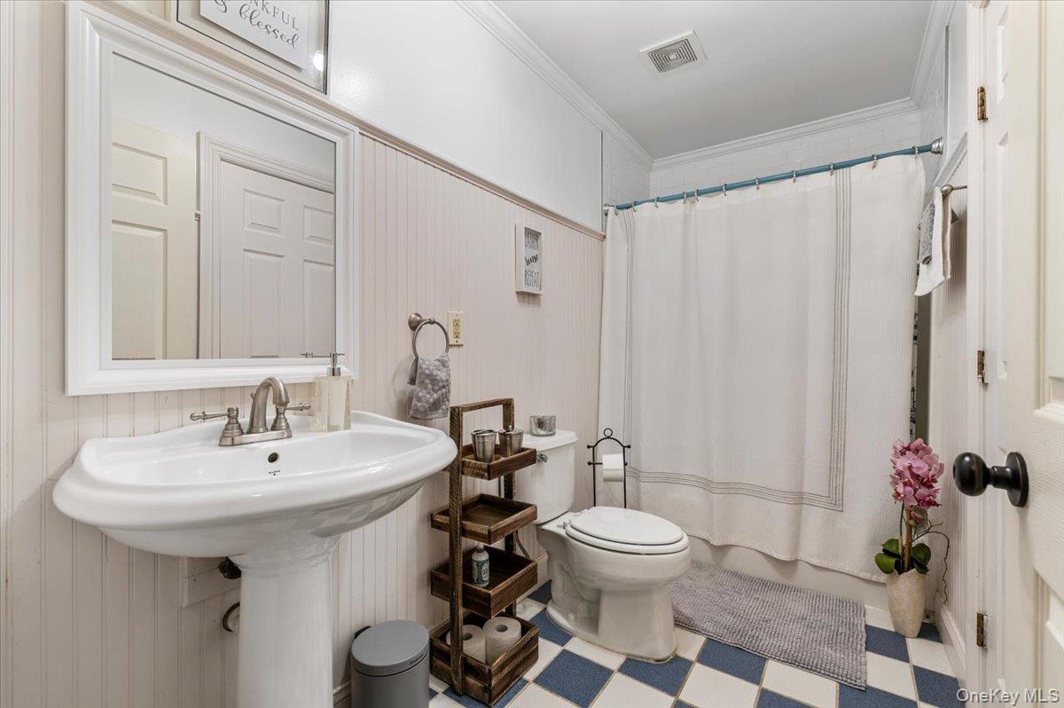 #10 photo, 101 Plymouth Avenue, East Patchogue , NY 11772