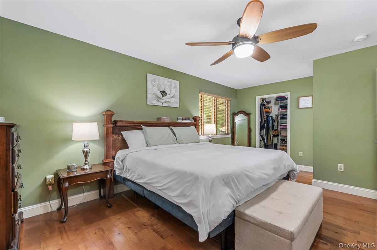 #12 photo, 101 Plymouth Avenue, East Patchogue , NY 11772