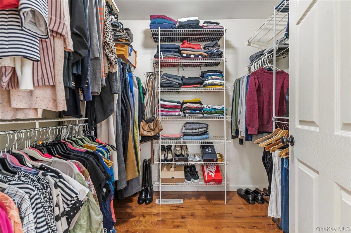 #13 photo, 101 Plymouth Avenue, East Patchogue , NY 11772