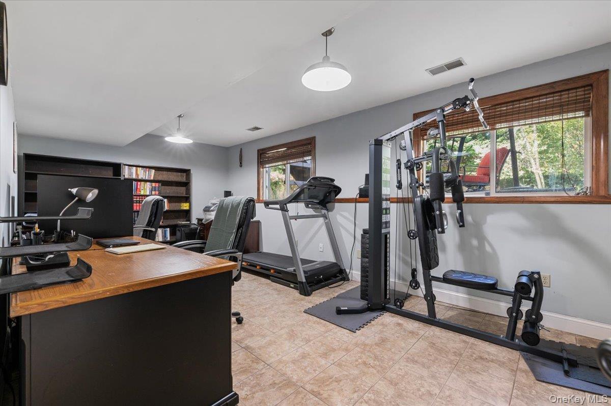 #20 photo, 101 Plymouth Avenue, East Patchogue , NY 11772