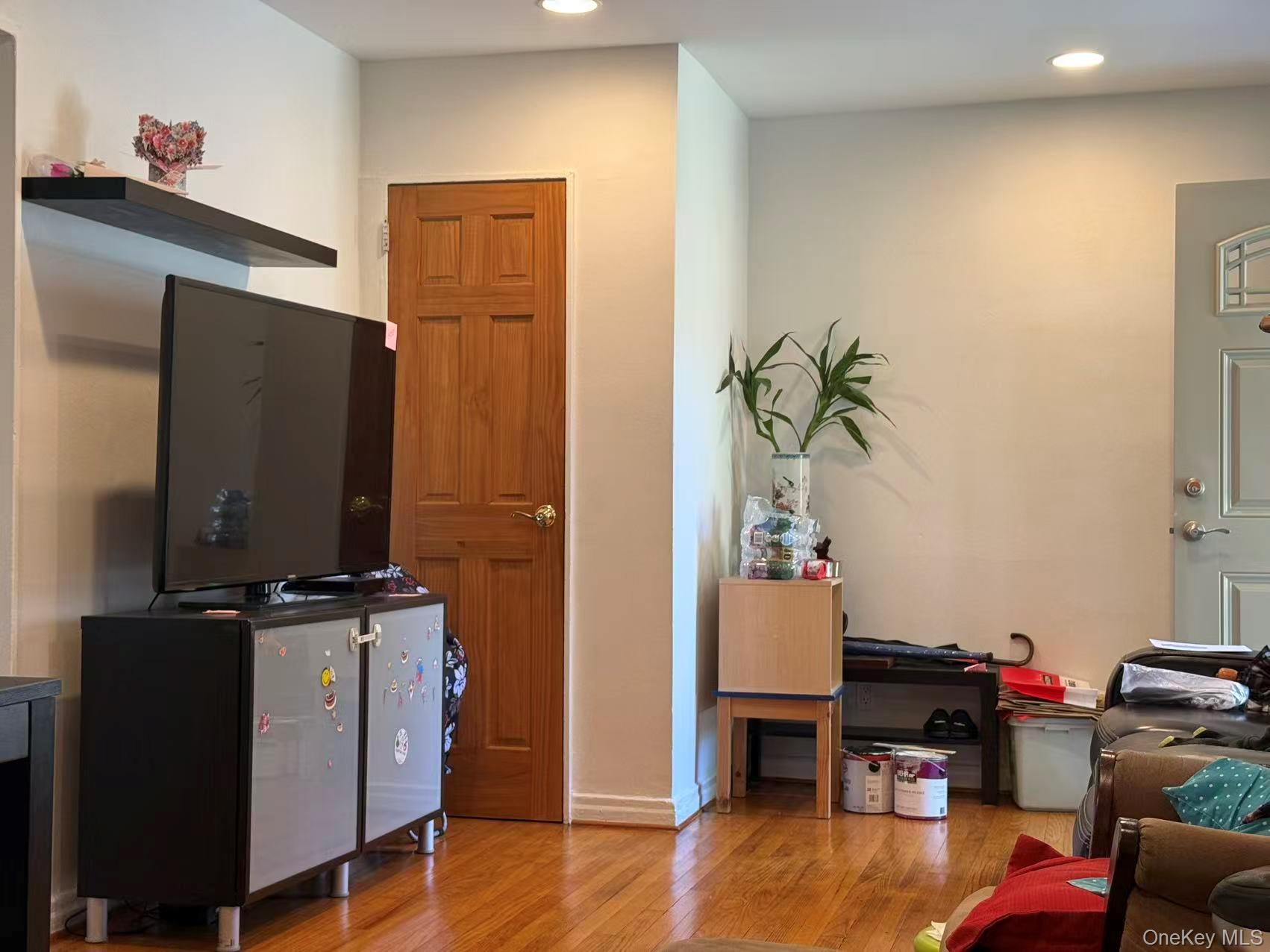 #3 photo, 67-56 223nd Place, クイーンズ区 Bayside , NY 11364