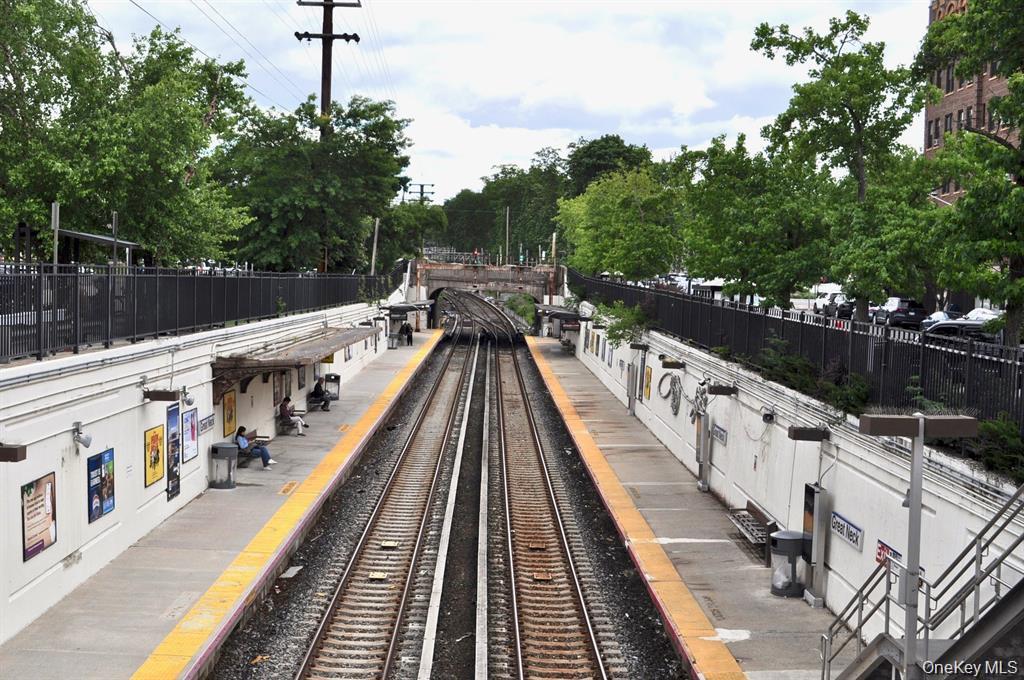 #15 photo, 221 Middleneck Road, ナッソー郡 Great Neck , NY 11021