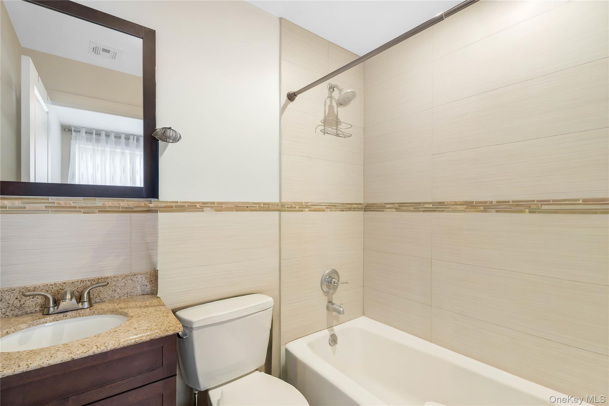 #10 photo, 1492 E 12th Street, ブルックリン区 Brooklyn , NY 11230