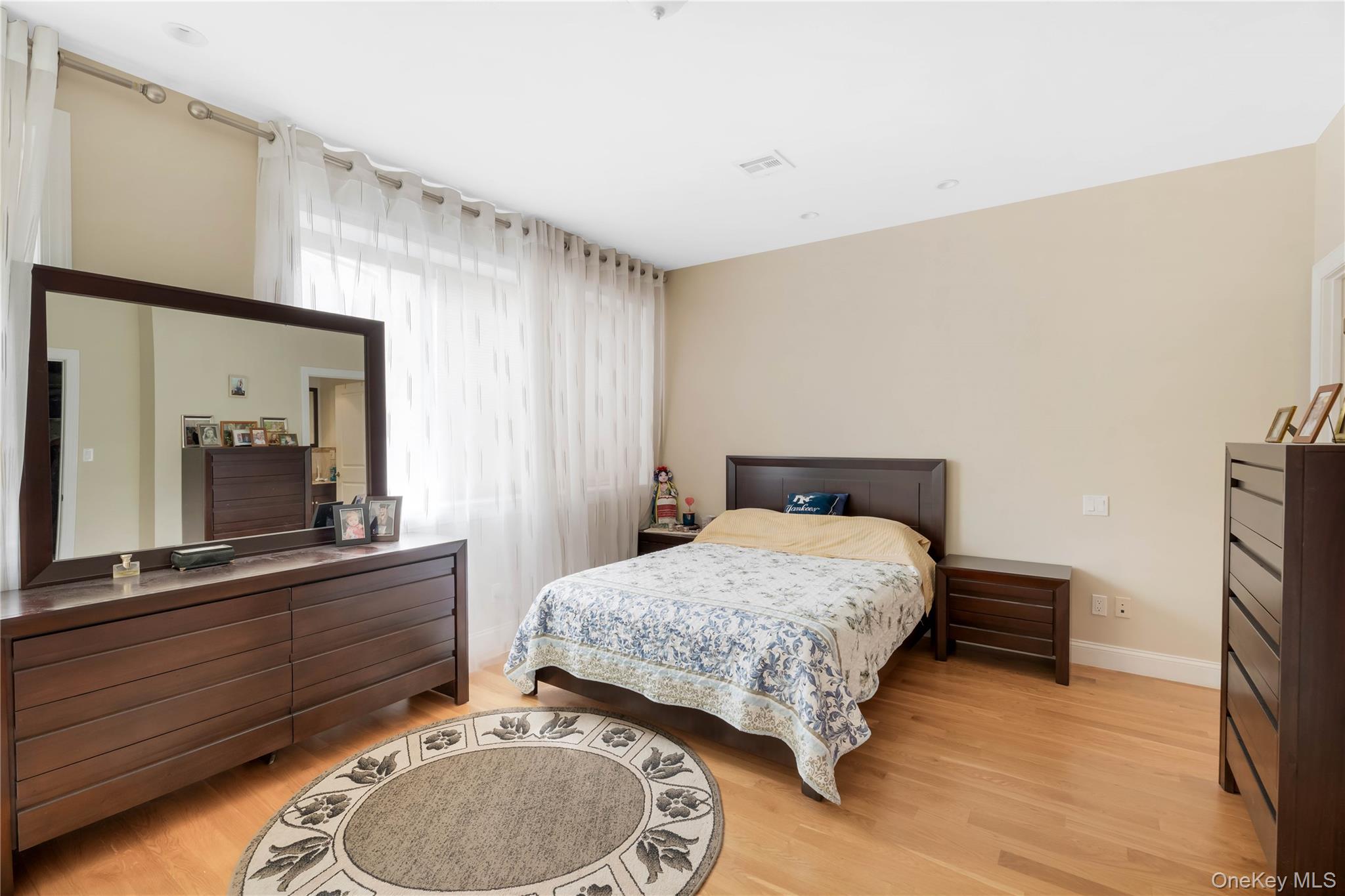 #5 photo, 1492 E 12th Street, ブルックリン区 Brooklyn , NY 11230