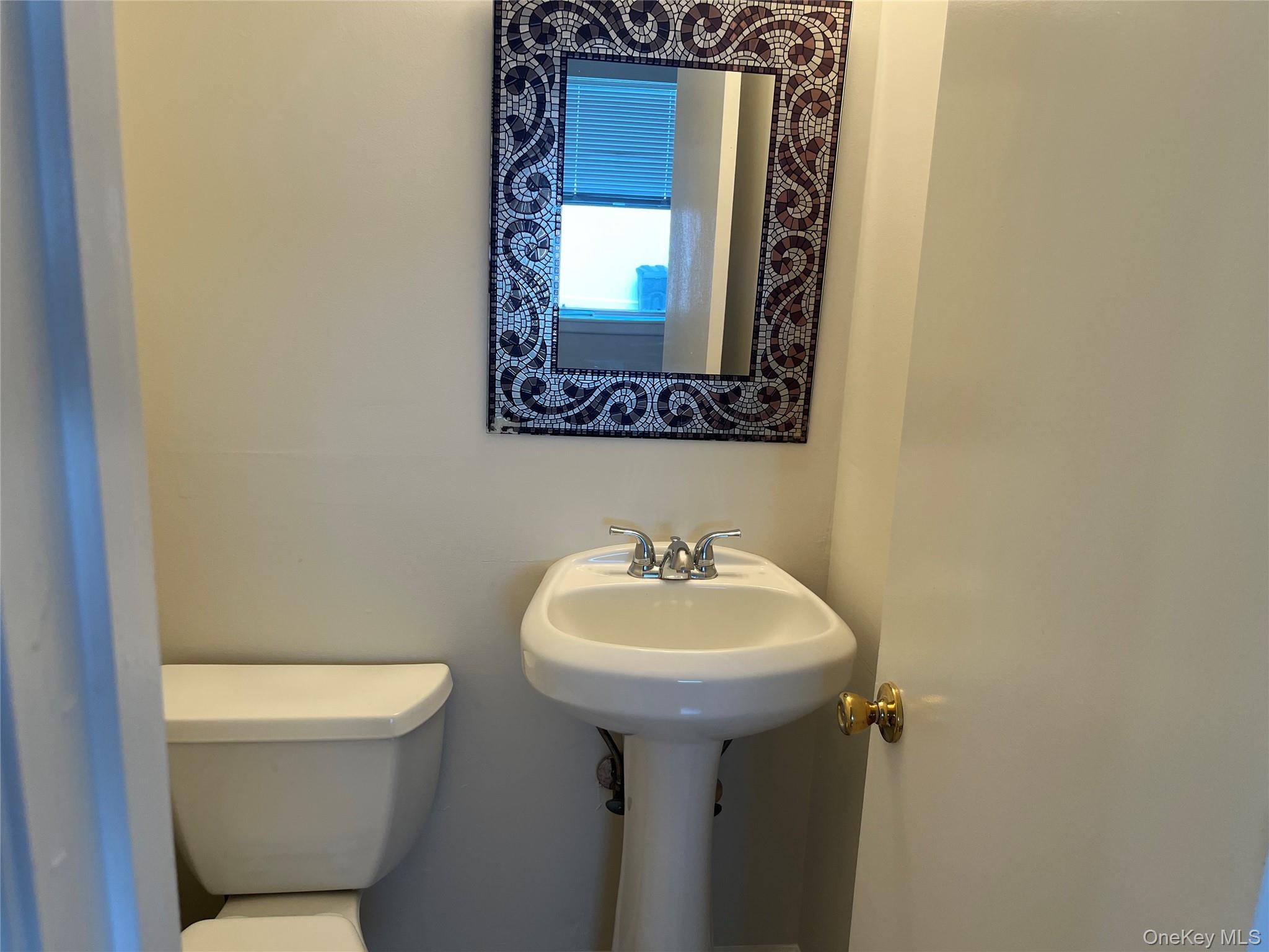 #5 photo, 92 Harbor Road, Port Washington , NY 11050