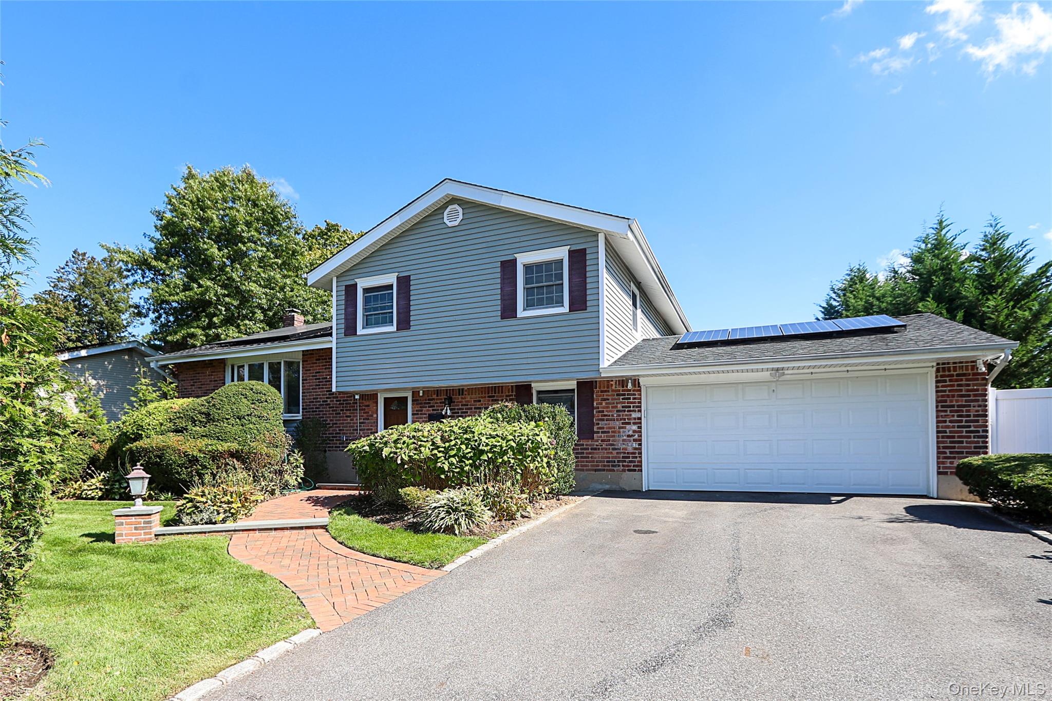 #2 photo, 6 Lewis Avenue, Jericho , NY 11753