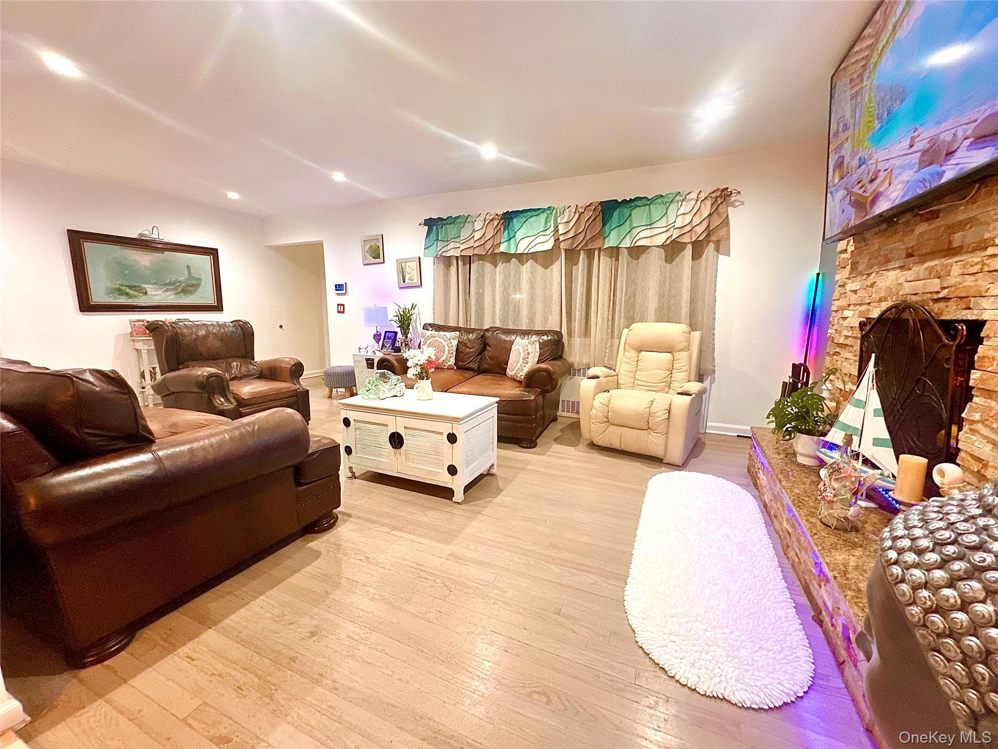 #11 photo, 1031 Highland Street, Baldwin , NY 11510