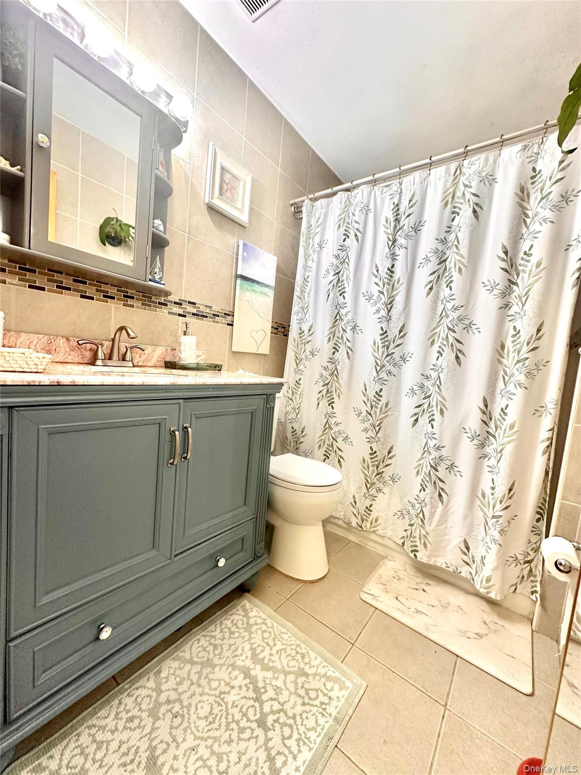 #3 photo, 1031 Highland Street, Baldwin , NY 11510