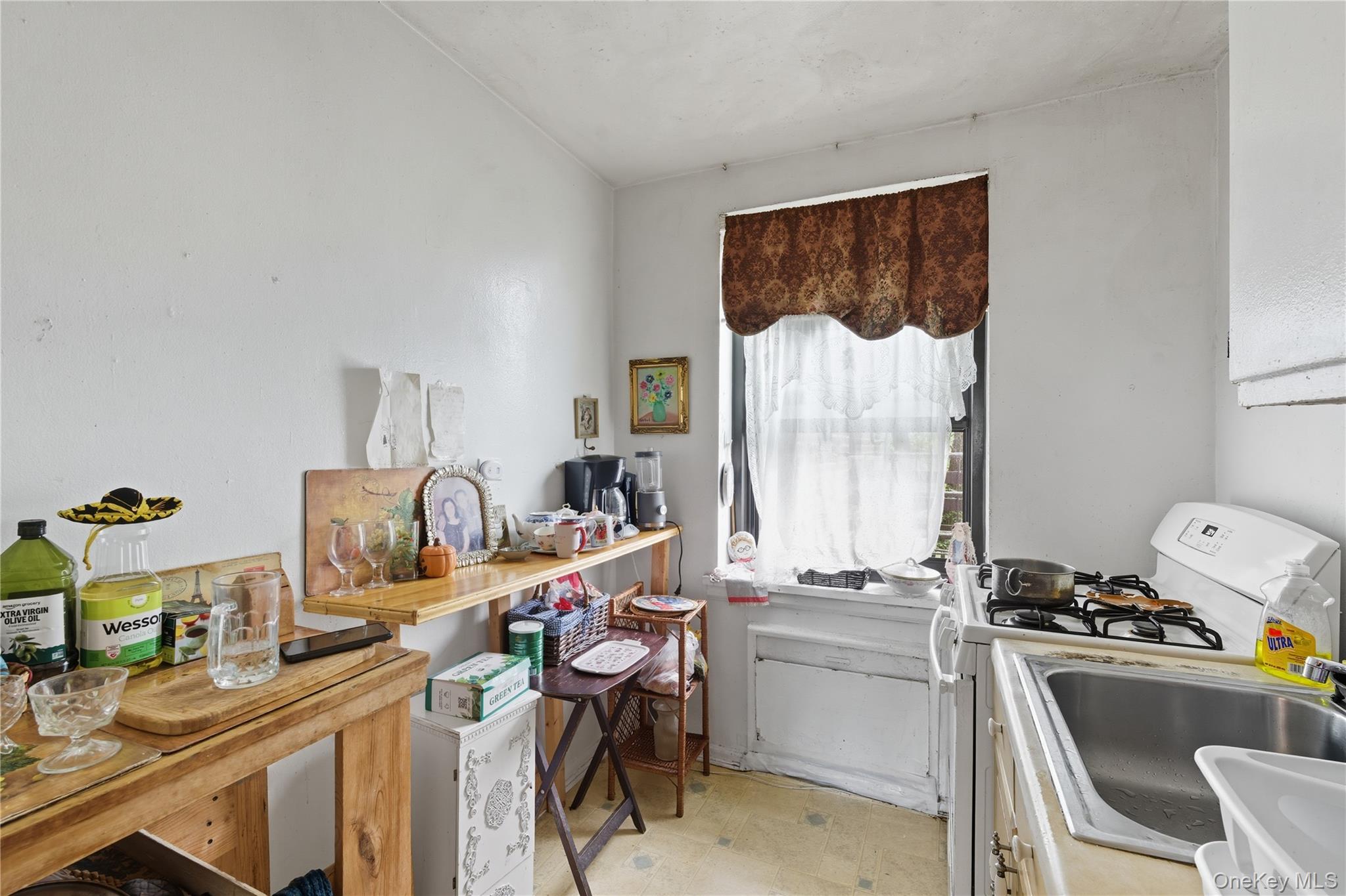 #10 photo, 75-50 Bell Boulevard, クイーンズ区 Oakland Gardens , NY 11364