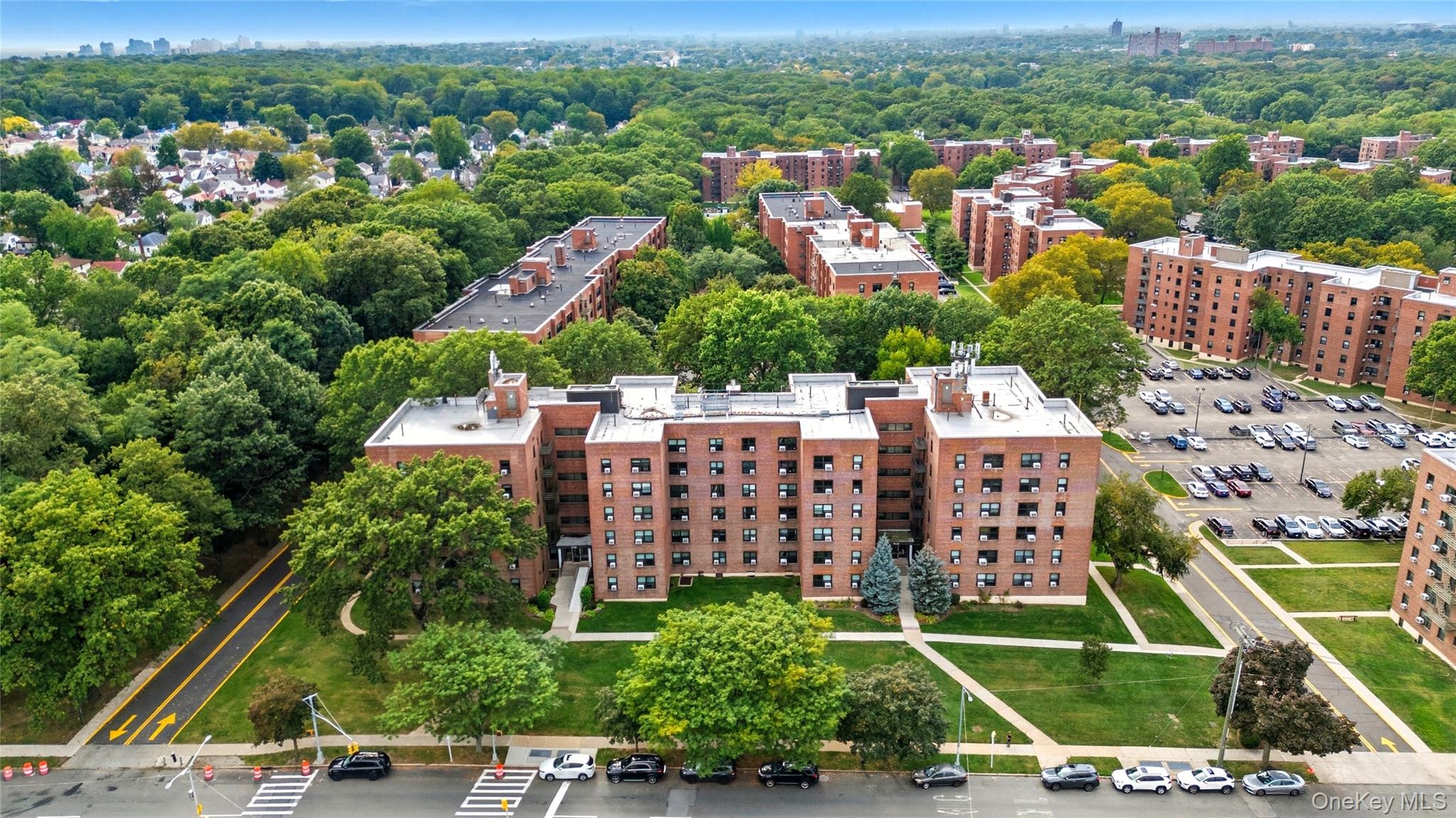 #6 photo, 75-50 Bell Boulevard, クイーンズ区 Oakland Gardens , NY 11364