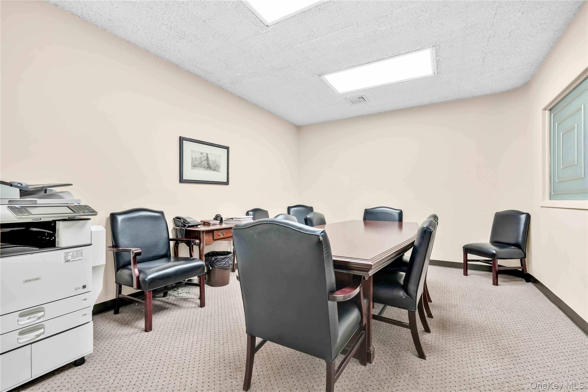 #16 photo, 98-20 Metropolitan Ave, Forest Hills , NY 11375