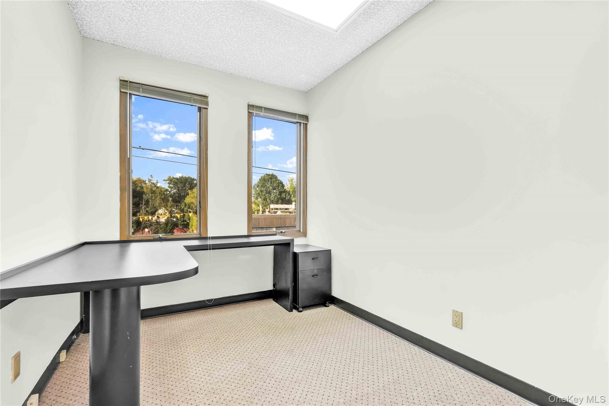 #4 photo, 98-20 Metropolitan Ave, Forest Hills , NY 11375